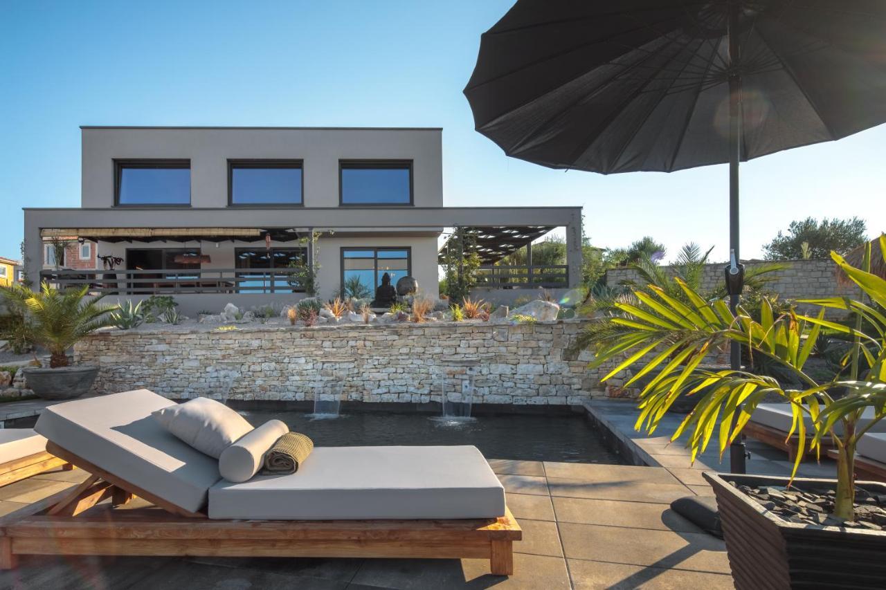 Villa Merapi Sveti Lovreč Pazenatički 外观 照片